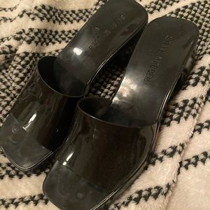 Brand new black heels 3 inch
